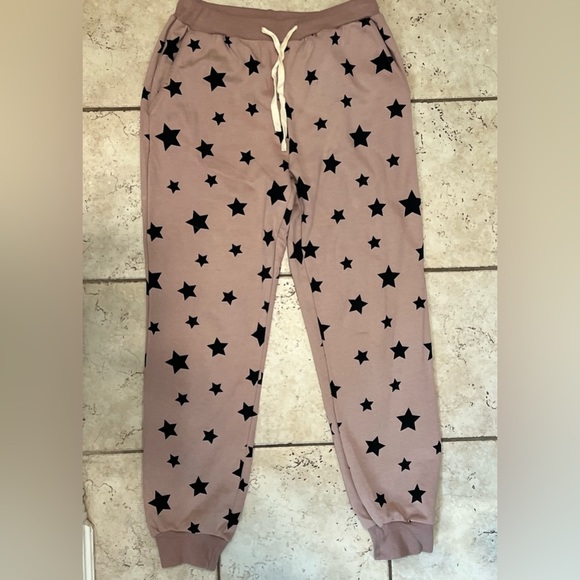 LEA & VIOLA
Star-Print Jogging Pants - Picture 6 of 12